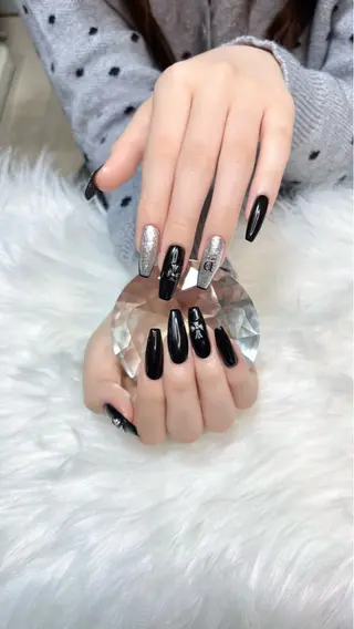 ネイル Fam-er赤坂店所属・Fam-er Akiのネイルデザイン