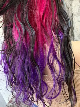 ロング カラー 蓮見  友里のヘアスタイル