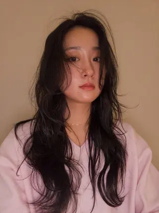 セミロング 🩷レイヤーカット 🩷切りっぱなしボブのヘアスタイル