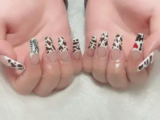 ネイル Hara Nail 【パラジェル使用】のネイルデザイン