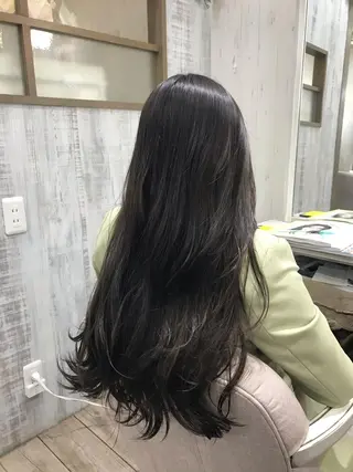 ロング ネモトメイナ🌿 今月末で退職しますのヘアスタイル