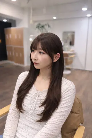 ロング カラー yuzua/レイヤー /透明感/大人可愛いのヘアスタイル