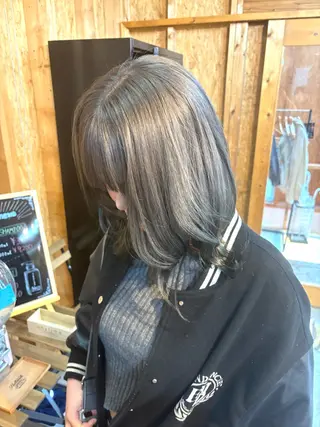 カラー まろみ暖色×ボブ ×chia🕯のヘアスタイル