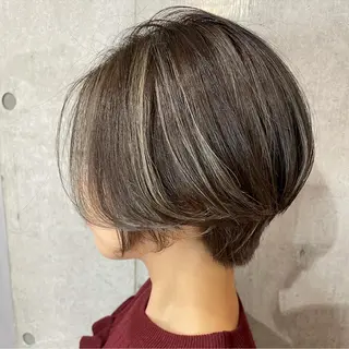 ショート 坂野 結子のヘアスタイル