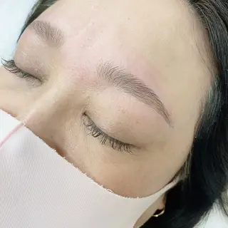 アイブロウ Grace naoのマツエク・マツパデザイン