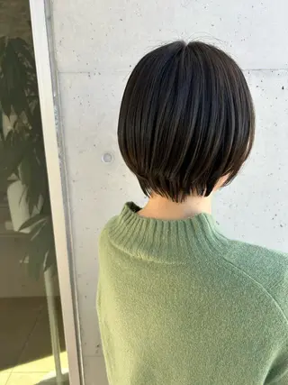 ショート カラー 丸山 莉世のヘアスタイル