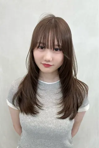 ロング カラー 韓国風レイヤーカラー ライムのヘアスタイル