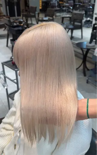 ミディアム カラー パーマ ヘアアレンジ メンズ ブリーチカラー🤍 颯馬🐈‍⬛のヘアスタイル