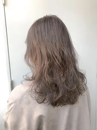 セミロング カラー ヘアアレンジ 🩰透明感カラー♡ UTA🩰のヘアスタイル