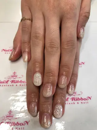 ネイル ネイルリボン 受付スタッフのネイルデザイン