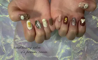 ネイル LAVISH nail salonのネイルデザイン