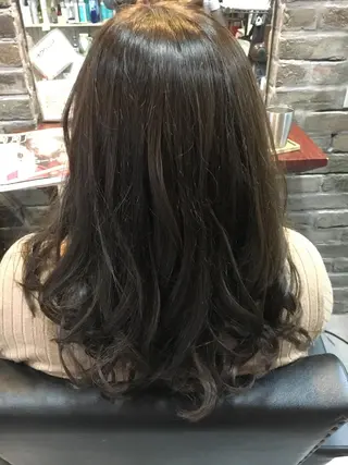 セミロング カラー 東條 克義のヘアスタイル