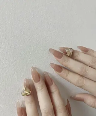 ネイル RAFFINE haru🦋🩵のネイルデザイン