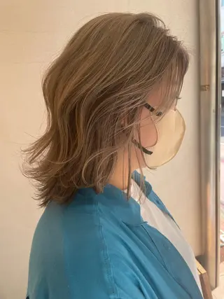 ミディアム ハッシュカット/ボブ /レイヤー/彩奈のヘアスタイル