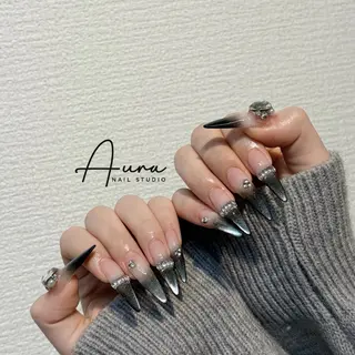 ネイル Aura Nail Maiのネイルデザイン
