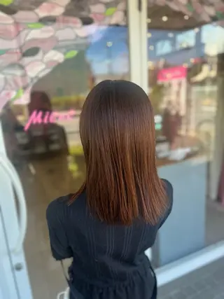 ミディアム 椎名 海咲のヘアスタイル