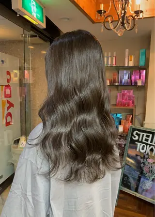 セミロング カラー 矢野 晃平のヘアスタイル
