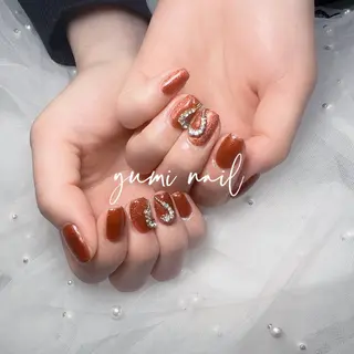 ネイル 𝐲𝐮𝐦𝐢🎀 長さ出しデザイン専門のネイルデザイン