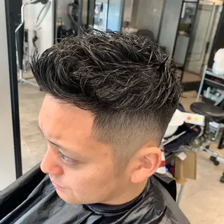 ショート メンズ 及川シゲル 髪質改善講師のヘアスタイル