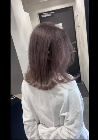 ミディアム カラー タニ ユウのヘアスタイル