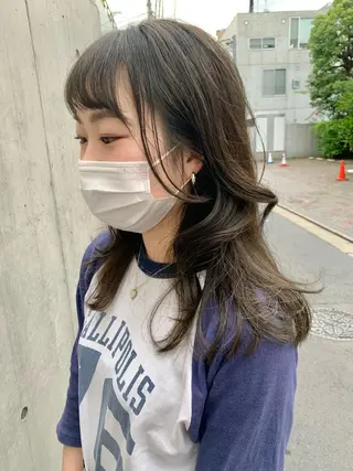 カラー ラベンダー/レイヤー スタイル🤎mamiのヘアスタイル
