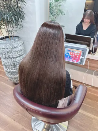 カラー 桑村 菜々のヘアスタイル