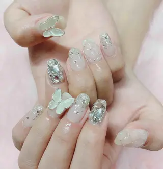 ネイル MoonNail ユリ🌸のネイルデザイン