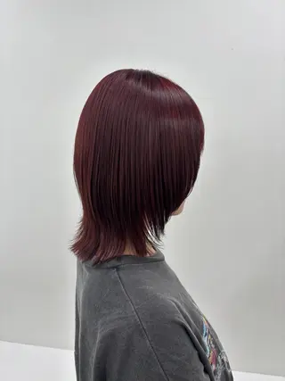 ミディアム 工藤 璃乃のヘアスタイル