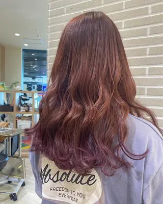 ロング 植田 菜月のヘアスタイル