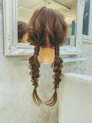 ロング カラー ヘアアレンジ マツエク・マツパ 透明感カラー🫧ヘア セット🫧松本菜月の眉毛・アイブロウイメージ