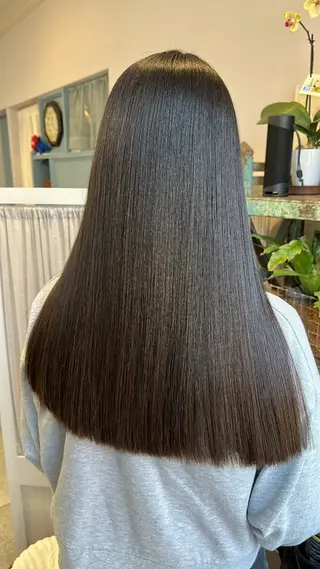 ロング Yuko ．のヘアスタイル