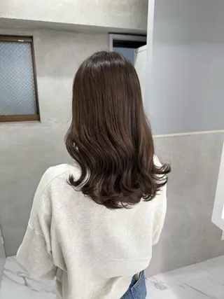 sena⌇ベージュ⌇ ブリーチなしWカラーのヘアスタイル