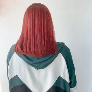 ミディアム Lit.豊橋 夏目のヘアスタイル