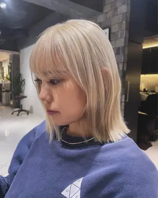 ミディアム カラー deseo 透明色艶カラーツバサのヘアスタイル