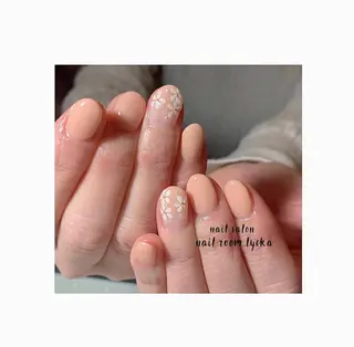 ネイル ﾈｲﾙﾙｰﾑﾘｯｶ 𝐦𝐚𝐲𝐮のネイルデザイン