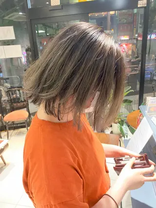 ショート カラー ✨髪質改善専門店✨ QOLU✨のヘアスタイル