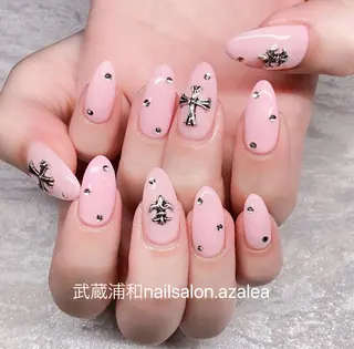 ネイル R inのネイルデザイン