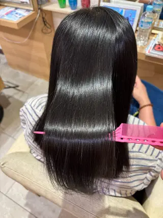 ロング カラー 🍒🌷ピンクカラー 🌷🍒井出まりあのヘアスタイル