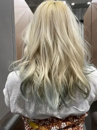 セミロング カラー 吉田一輝 外国人パーマのヘアスタイル