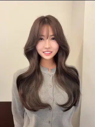 ロング カラー 韓国×髪質改善カラー 💎hinaのヘアスタイル