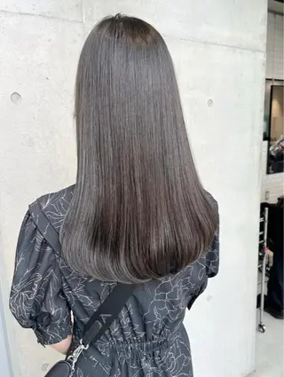 ロング カラー パーマ ヘアアレンジ 透明感/オリーブ/ グレージュ/YUKAのヘアスタイル