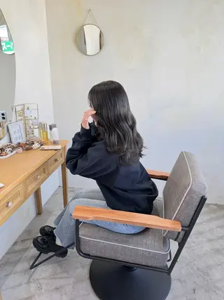 ロング カラー 🍋透け感カラー🍃 オリーブ🍐Kahoのヘアスタイル