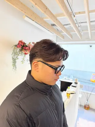 カラー パーマ メンズ 艶レイヤー🍊 加藤隆也のヘアスタイル