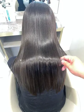 ロング 吹田 駿 髪質改善縮毛矯正のヘアスタイル