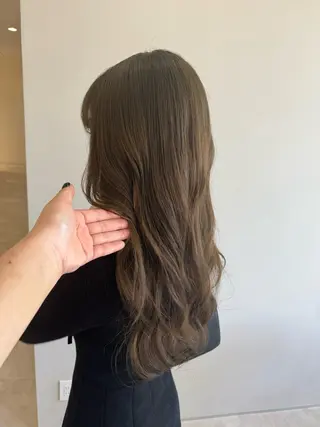 ロング カラー 小松 瑞季のヘアスタイル