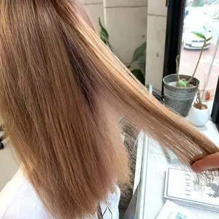 ミディアム カラー パーマ ヘアアレンジ メンズ キッズ ネイル マツエク・マツパ 切りっぱなしヘアボブ ミディアムヘアRYOのヘアスタイル