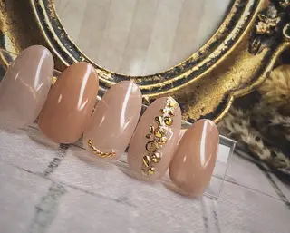 ミディアム めぐみのネイルサロン スタッフ練習のネイルデザイン