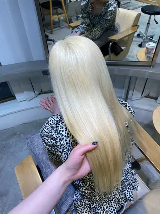 ロング FILMS haru 暖色/ぱつっとbobのヘアスタイル