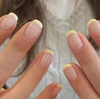 ネイル RAFFINE haru🦋🩵のネイルデザイン