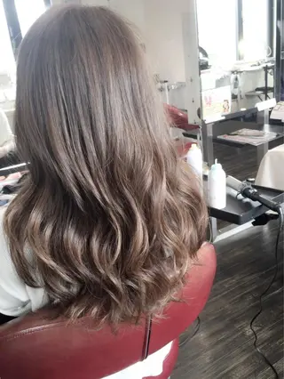 セミロング 土井 浩輔のヘアスタイル